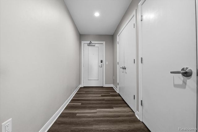 525 W Lafayette Boulevard 16D, Detroit, MI 48226