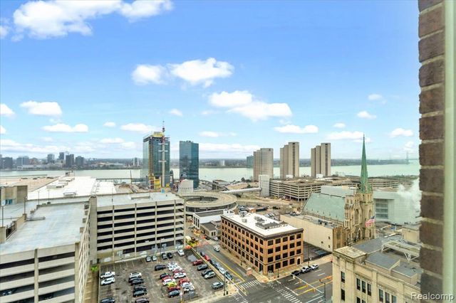 525 W Lafayette Boulevard 16D, Detroit, MI 48226