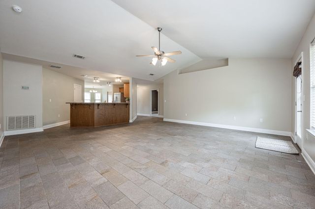 2826 Shoni Drive, Navarre, FL 32566