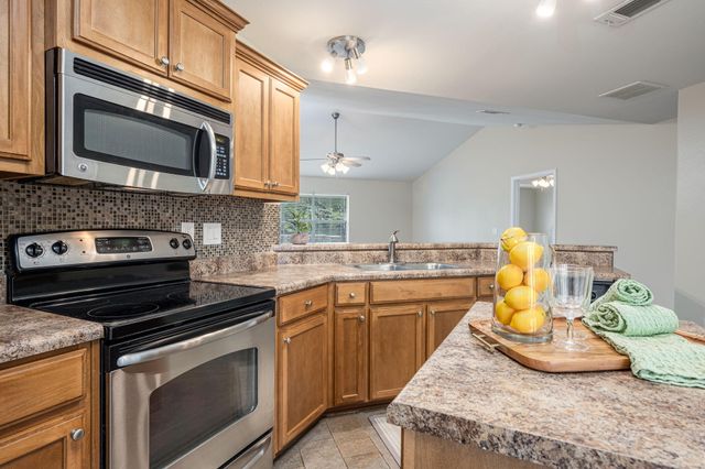 2826 Shoni Drive, Navarre, FL 32566