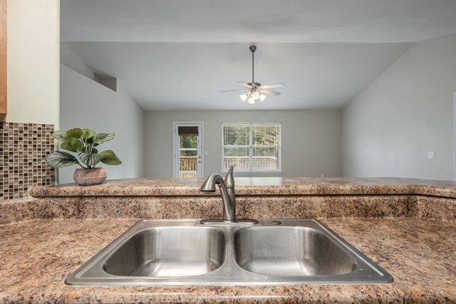 2826 Shoni Drive, Navarre, FL 32566