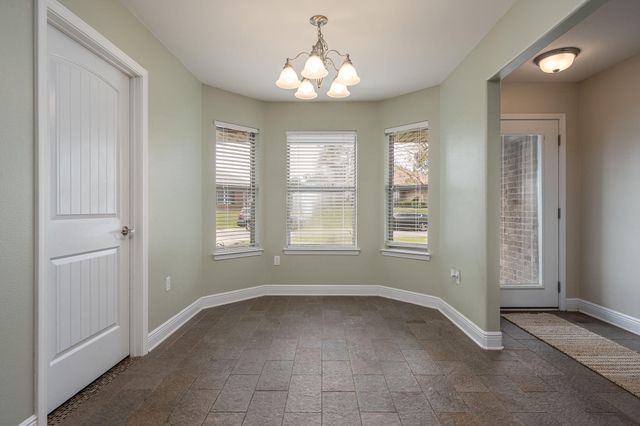 2826 Shoni Drive, Navarre, FL 32566