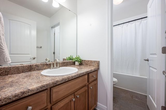 2826 Shoni Drive, Navarre, FL 32566
