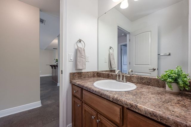 2826 Shoni Drive, Navarre, FL 32566