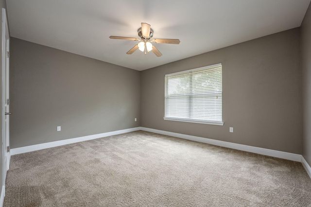 2826 Shoni Drive, Navarre, FL 32566
