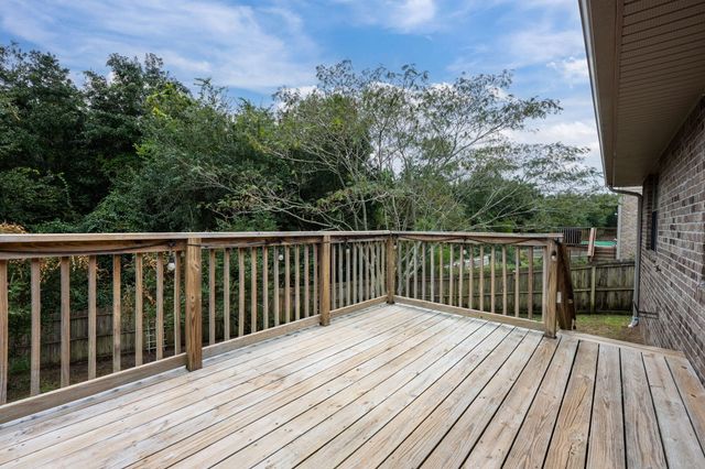 2826 Shoni Drive, Navarre, FL 32566