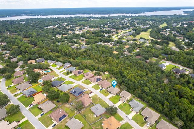 2826 Shoni Drive, Navarre, FL 32566