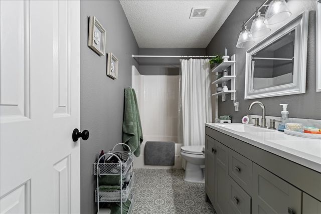 3226 Clydesdale Drive, Denton, TX 76210