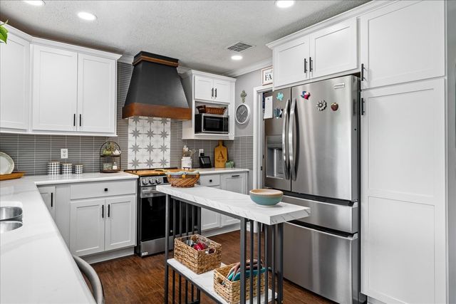 3226 Clydesdale Drive, Denton, TX 76210