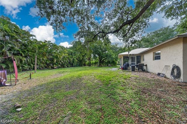11751 Deal RD, North Fort Myers, FL 33917