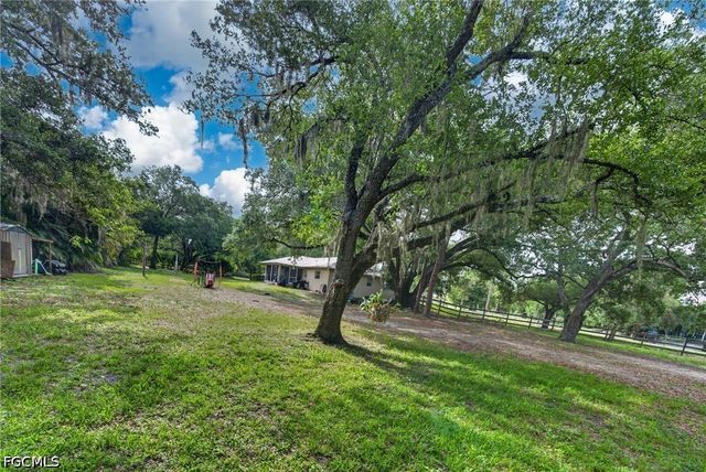 11751 Deal RD, North Fort Myers, FL 33917
