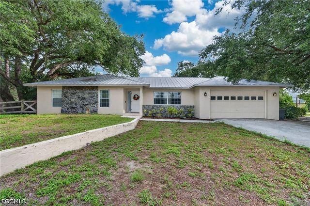 11751 Deal RD, North Fort Myers, FL 33917