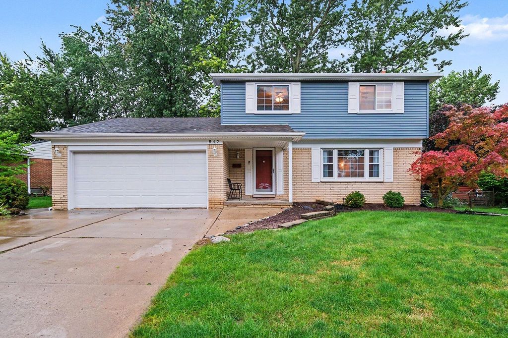 542 Eastlook Drive, Saline, MI 48176
