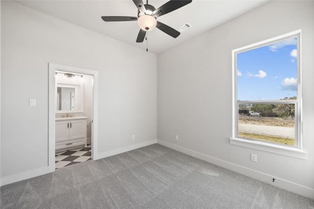 400 Persimmon Court, Weatherford, TX 76085