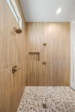 400 Persimmon Court, Weatherford, TX 76085