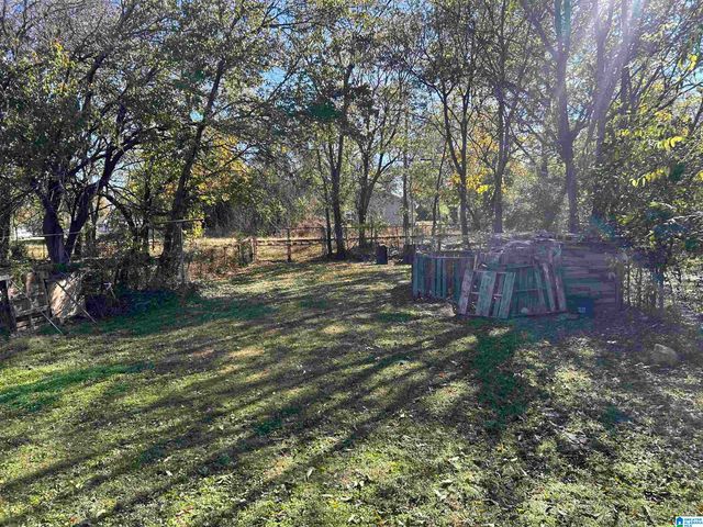 2627 N 8TH AVENUE N, Bessemer, AL 35020