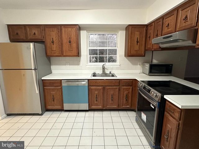 3476 MOUNT BURNSIDE WAY, Woodbridge, VA 22192