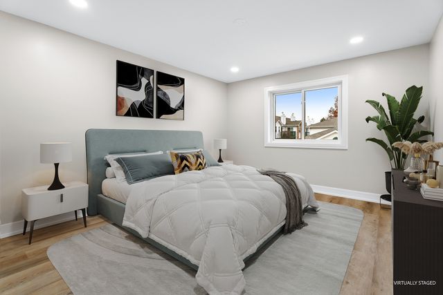 129 W Brandon Court 23, Palatine, IL 60067