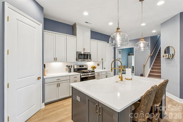 17134 Sand Bank Road, Charlotte, NC 28278