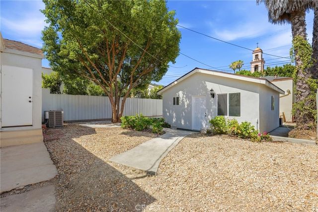 7007 Haas, Los Angeles, CA 90047