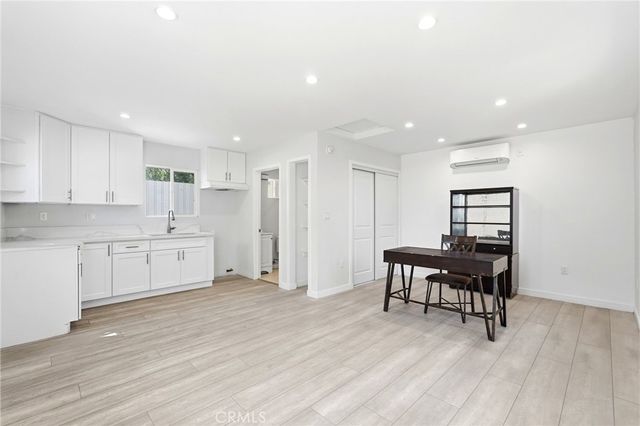 7007 Haas, Los Angeles, CA 90047