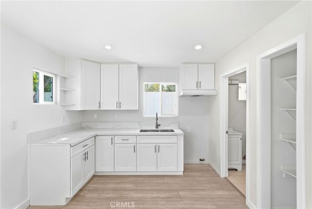 7007 Haas, Los Angeles, CA 90047