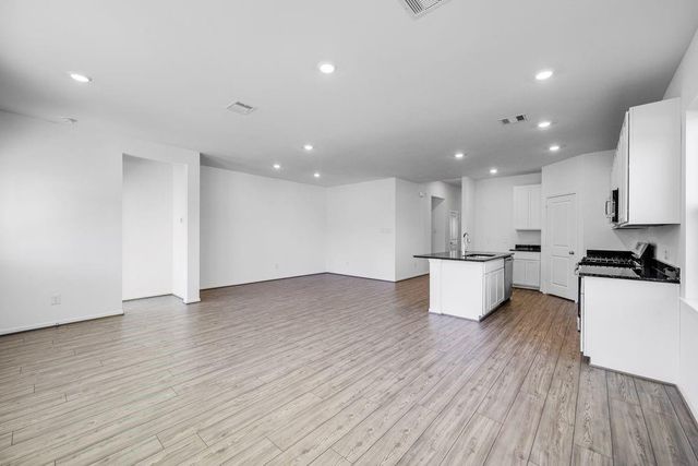 135 Daylight Crest Drive, Crosby, TX 77532