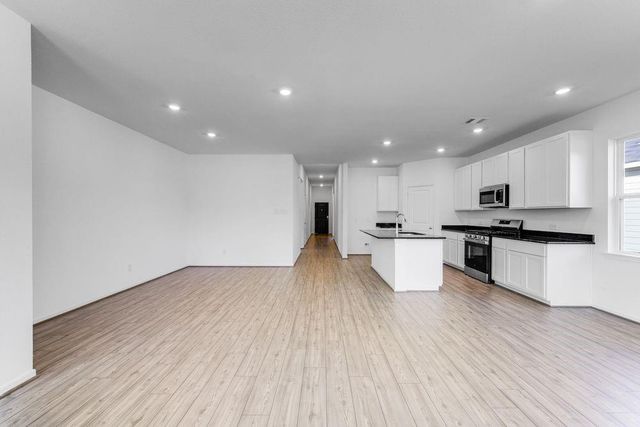 135 Daylight Crest Drive, Crosby, TX 77532