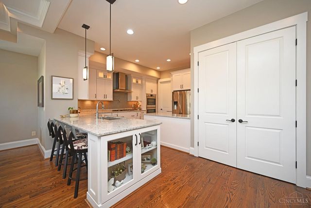 621 Athens Avenue, Cincinnati, OH 45226