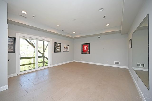 621 Athens Avenue, Cincinnati, OH 45226