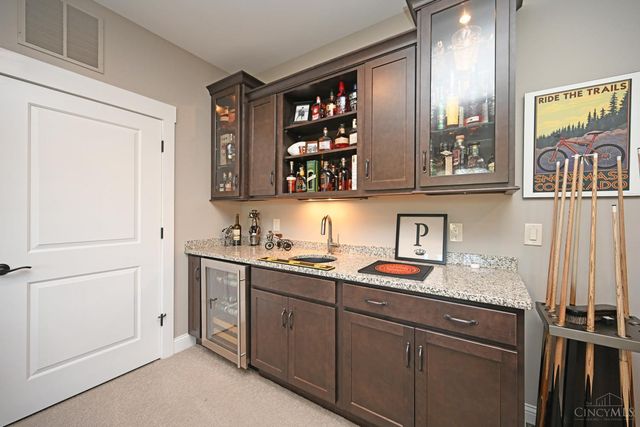 621 Athens Avenue, Cincinnati, OH 45226