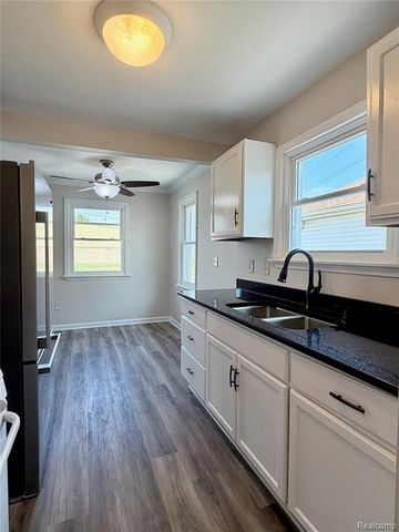 341 Sibley Road, Trenton, MI 48183