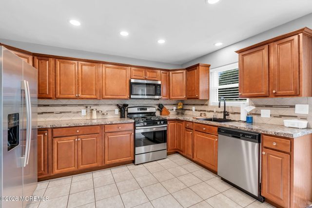 893 Egret Drive, Toms River, NJ 08753