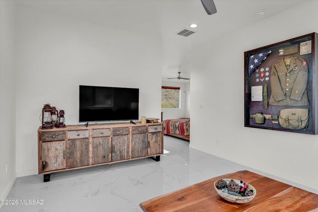 4091 W Gates Creek Court, Tucson, AZ 85745