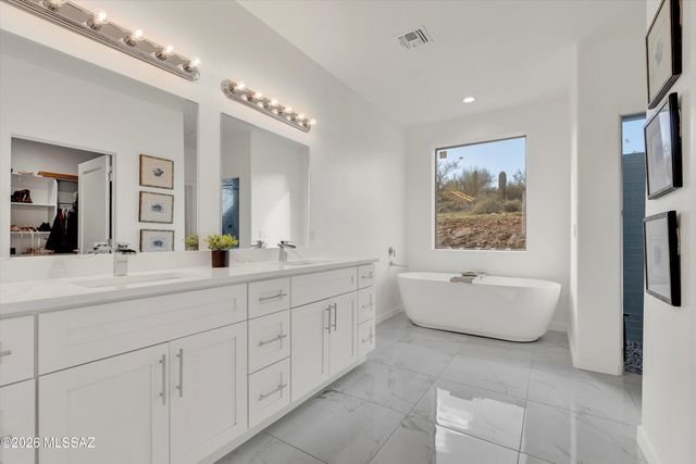 4091 W Gates Creek Court, Tucson, AZ 85745