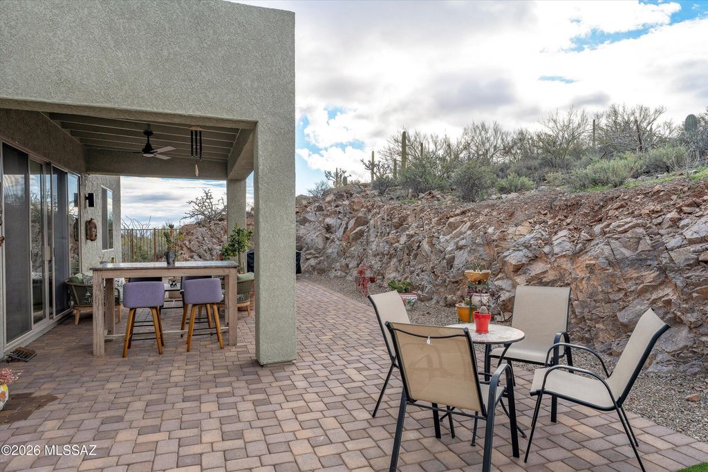 Image 28 of property listing at 4091 W Gates Creek Court, Tucson, AZ 85745