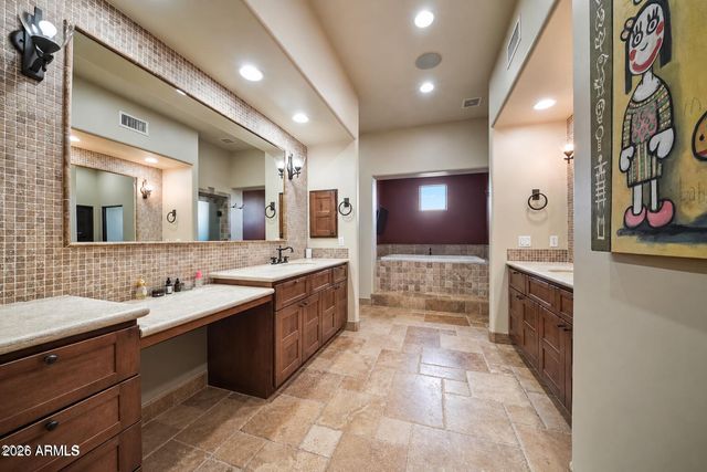 28421 N RIO MOUNTAIN Court, Scottsdale, AZ 85262