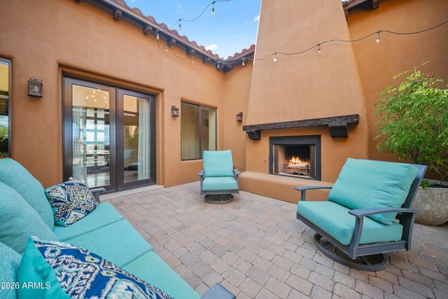 28421 N RIO MOUNTAIN Court, Scottsdale, AZ 85262
