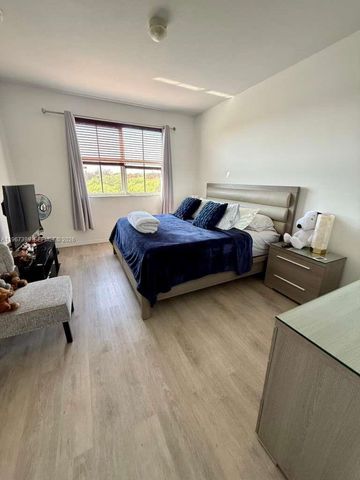 14304 SW 11th St 1102, Pembroke Pines, FL 33027