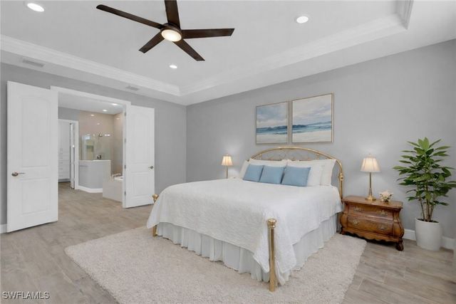 14009 Shadywood CT, Estero, FL 33928