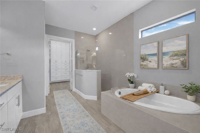 14009 Shadywood CT, Estero, FL 33928