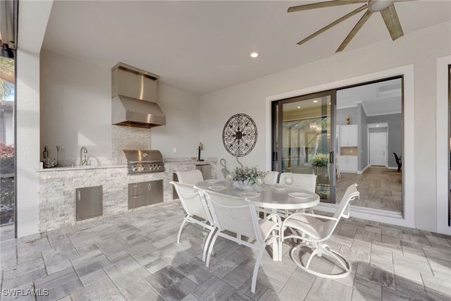 14009 Shadywood CT, Estero, FL 33928