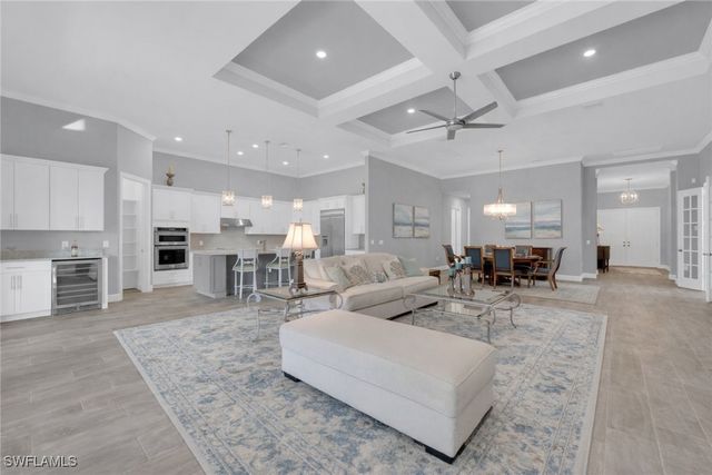 14009 Shadywood CT, Estero, FL 33928