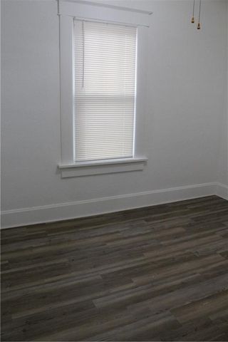 2201 S 14th Street, St Joseph, MO 64503