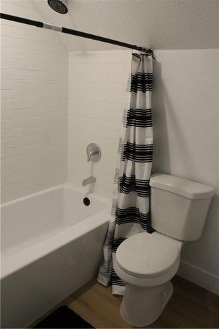 2201 S 14th Street, St Joseph, MO 64503