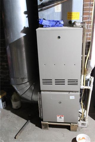 2201 S 14th Street, St Joseph, MO 64503