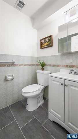 148 Munn Avenue, East Orange, NJ 07017