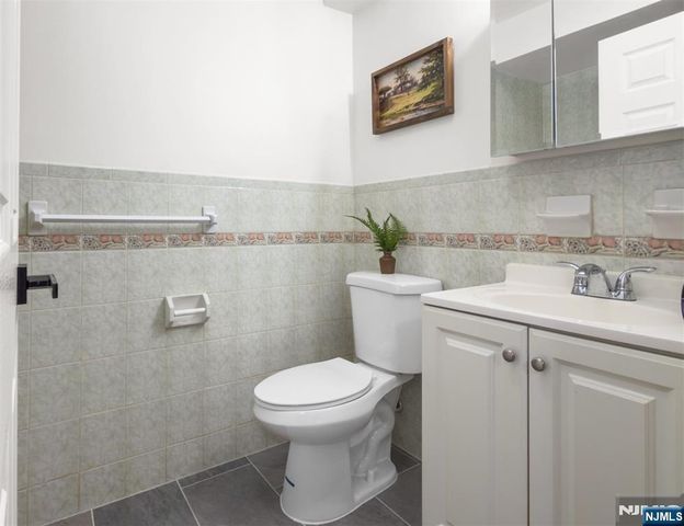 148 Munn Avenue, East Orange, NJ 07017