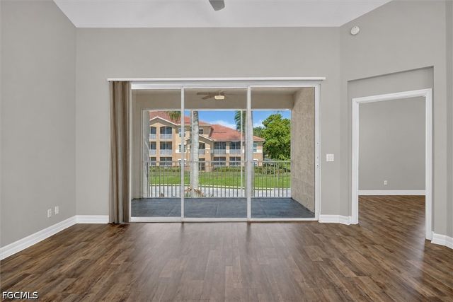8521 Oakshade CIR 422, Fort Myers, FL 33919