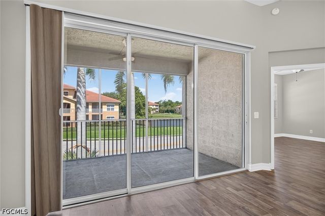8521 Oakshade CIR 422, Fort Myers, FL 33919